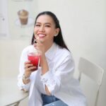 Patcharasri Benjamas Instagram - ขอพื้นที่เล็กๆให้ยังเป็นเด็กได้ไหม