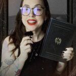 Patrícia dos Reis Instagram – Se você já assistiu Drácula de Bram Stoker, dirigido por Francis Ford Coppola, precisa conhecer a origem do vampiro mais famoso da história. Vem que a @pathydosreis te conta tudo ▶️