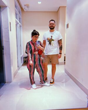 Patrícia dos Reis Instagram - Hoje é aniversário do cara mais legal do mundo vulgo moreno @uptothales 🎂🎈🎉 

Parabéns amor! Que seja um novo ciclo repleto de coisas boas pois você é um cara f*da e merece tudo de melhor sempre!!! 🥰😍

Obrigada por compartilhar sua vida comigo, te amo ❤️