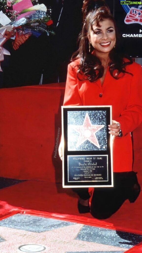 Paula Abdul Instagram - I can’t believe it’s been 32 years since I received my star on the Hollywood Walk of Fame! ⭐️ I grew up in LA looking up to so many of the incredible artists recognized with stars on Hollywood Blvd, and to be part of this tradition will forever be an honor. Thank you all, for making my dreams come true! ❣️💫 XoP