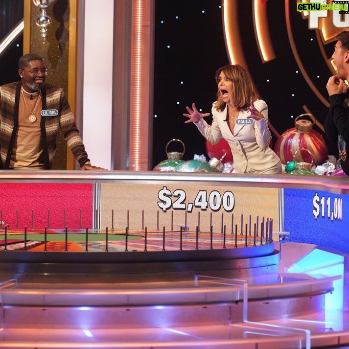 Paula Abdul Instagram - Be sure to tune in on Wednesday, December 13th at 9/8c on @abcnetwork to see my episode of #CelebrityWheelOfFortune as I compete against @mattrogerstho & @comedianlilrel 💕 @celebritywheeloffortune