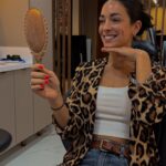 Paula Bolatti Instagram - Una cita en @bocaclinica 🦷🪥 Hoy visite la clínica porque me tocaba hacer limpieza y mantención de mi Perfeccionamiento Dental. Llevo más de un año en Bócaclínica y cada vez que voy me convenzo más de que haber dejado mi sonrisa en manos de la Dra. Diana Andrade fue la mejor decisión 💖