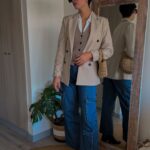 Paula Bolatti Instagram - #PauliiLooks canchero formal 😍 Me encantó la combinación del pantalón cargo con el blazer y el chalequito que son de @zeebra.chile 🤍