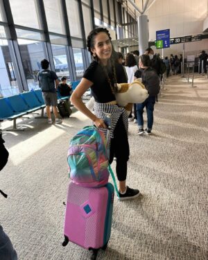 Paula Stephânia Instagram - JUNHO 🌻
1- transformei uma boneca de 3 reais na nova ariel
2- voltando da minha viagem dos sonhos
3- sai do Japão mas o Japão não saiu de mim
4- Nicolas se revelando como desenhista 
5- loucona sem dormir antes do meu corpo acostumar de novo com o fuso 
6- Conhecendo a capital
7- desenhando minha nova Kokeshi 
8- Ravi vem aí! Meu primeiro sobrinho! 
9- Festa da Ayla
10- abuelita mas linda del mundo!