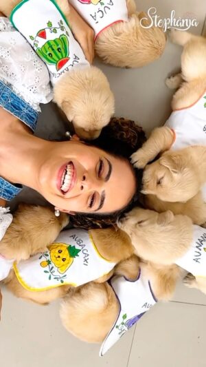 Paula Stephânia Instagram - Qual foi seu doguinho frutinha favorito??? 
🍎🍊🍓🍇🍉🍌🥑🍍