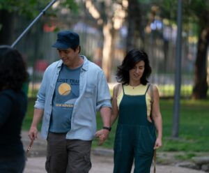 Paz Bascuñan Instagram - ❌Ayer y Hoy ➡️ mueve la 📸
✅Hace 25 años hice un casting en #canal13, mi compañero de escena fue un joven encantador @zabaletachile 

Quedé seleccionada para hacer el papel de #Heidi en #cerroalegre junto al #mauri 

Más de dos décadas después volvemos a coincidir, el tiempo pasa, la calidad humana permanece. 

#tbt #perravida #cine 
Gracias por la 📸 @maxigonzalezph