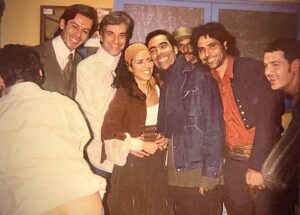 Paz Bascuñan Instagram - Mira  la foto que me llegó! 
@patomoteao recorté tu cara pálida 🤣. 
#tbt  #lospincheira ❤️ #tvn
