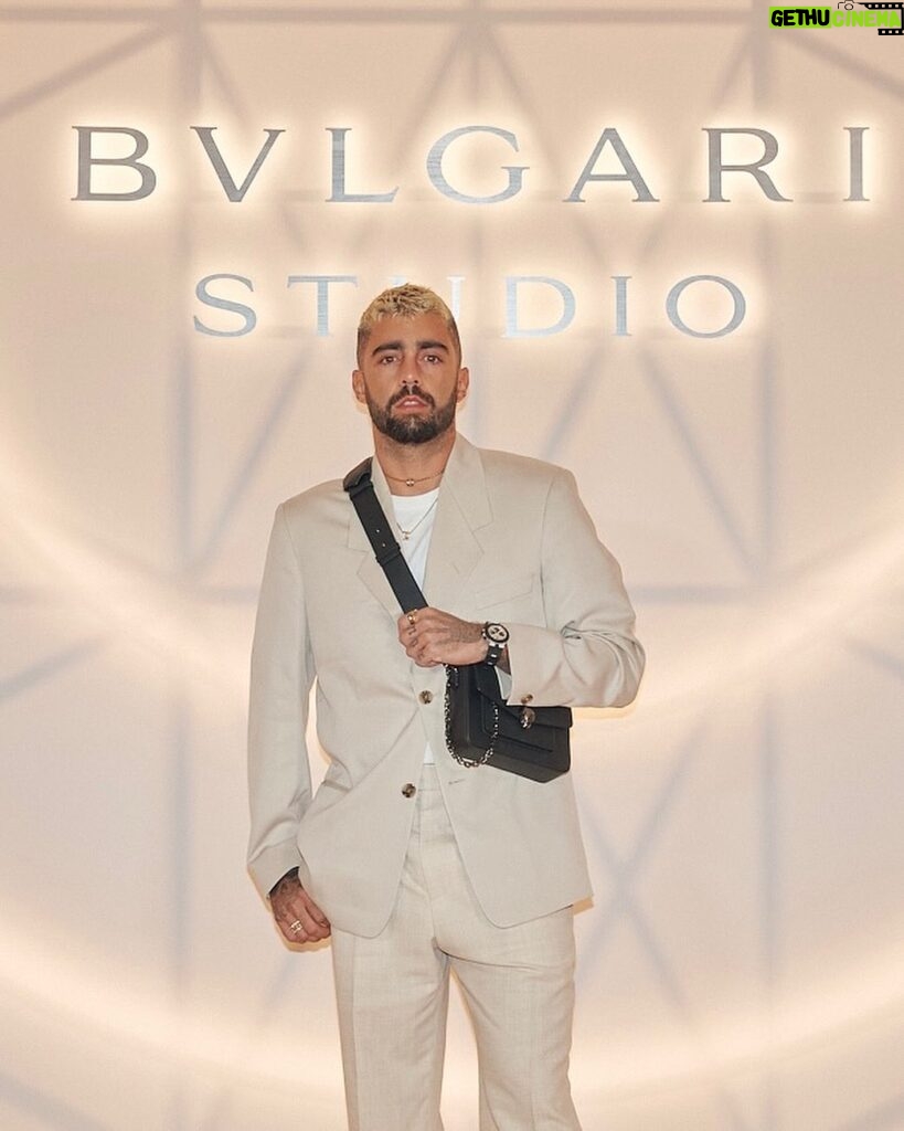 Pedro Scooby Instagram - @bulgari Family Foi uma honra ir a Korea ver de perto esse lindo projeto #BulgariStudio ao lado de tantas pessoas incríveis! ❤️