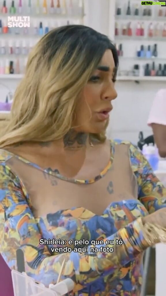 Pepita Instagram - Quer saber o resto dessa fofoca? Só assistindo O Dono de Lar no @multishow de segunda a sexta às 22 h. Essa Shirleia sabe de coisa viu…😂