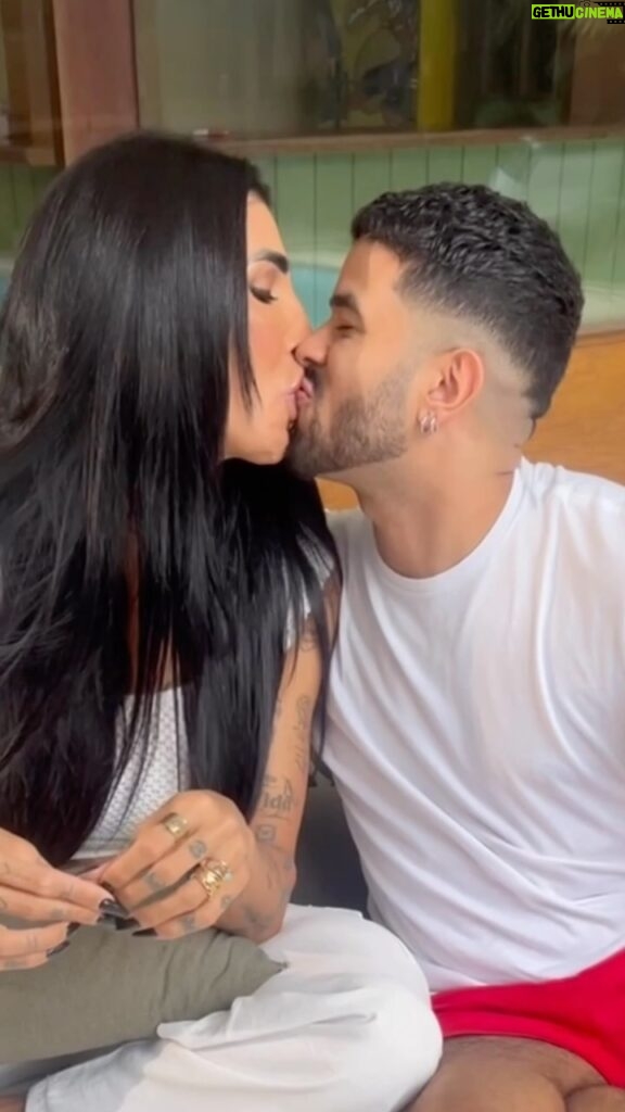 Pepita Instagram - Feliz dia do beijo! ❤️💋