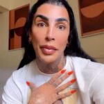 Pepita Instagram – Hoje, no Dia Nacional da Visibilidade Trans, eu celebro a vida de todas nós, mas relembro o quanto precisamos lutar todos os dias. Não queremos ser lembradas só em janeiro ou em julho!

Queremos oportunidades para ocuparmos espaços diversos e exercermos nossas capacidades, que são muitas e que são múltiplas. Ninguém vai nos parar! 🏳️‍⚧️