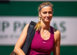 Petra Kvitová Instagram - There are many reasons to smile in Paris 🇫🇷😃

@rolandgarros