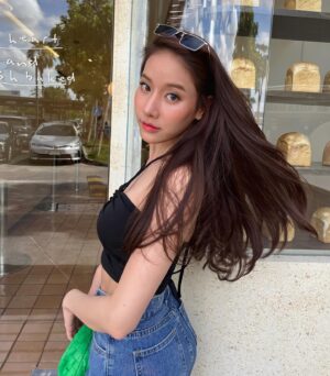 Pichana Yoosuk Thumbnail - 33.1K Likes - Most Liked Instagram Photos