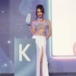 Pichsinee Veerasuthima Instagram - ขอบคุณแฟนเพลงสนับสนุนผลงานเพลงของโบมาเสมอเลยนะคะ ดีใจที่มีทุกๆคน และขอบคุณ @kazzmagazine สำหรับรางวัลด้วยนะคะ 🫶🏽🥹✨ #KAZZAWARDS2024