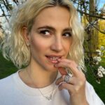 Pixie Lott Instagram - young women today face so many challenges that threaten their futures and aspirations. Many feel anxious, have lost confidence in themselves and worry for a future which appears to be spiralling out of their control. I have been an ambassador for @PrincesTrust for more than 15 years and have seen the amazing work they do with their #ChangeAGirlsLife campaign. thank you to @MappinandWebb who are supporting this campaign to help more young women build a better future for themselves. Between 13th May- 31st July, 5% from every item purchased from the beautiful Riveret Limited Edition collection will go towards The Prince’s Trust in support of the #ChangeAGirlsLife campaign. #ad