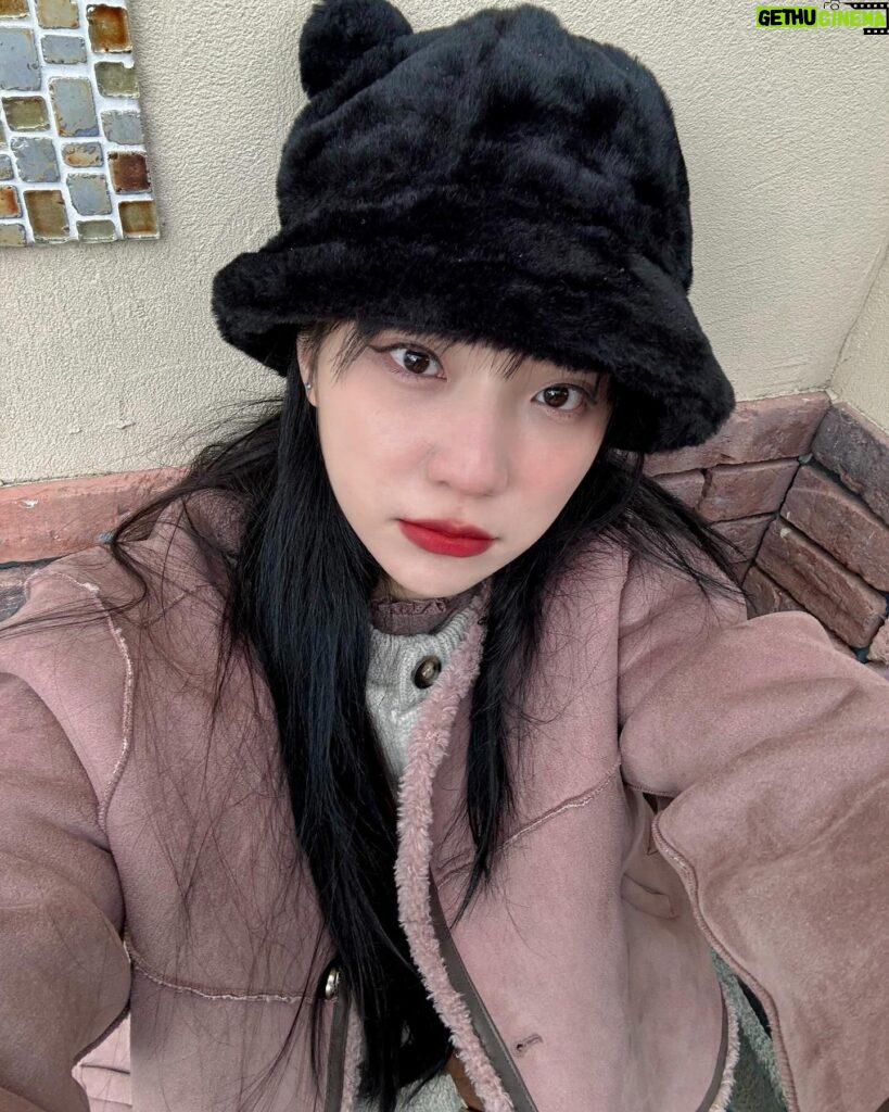 Ployshompoo Supasap Instagram - さむーーーーーい 🥶