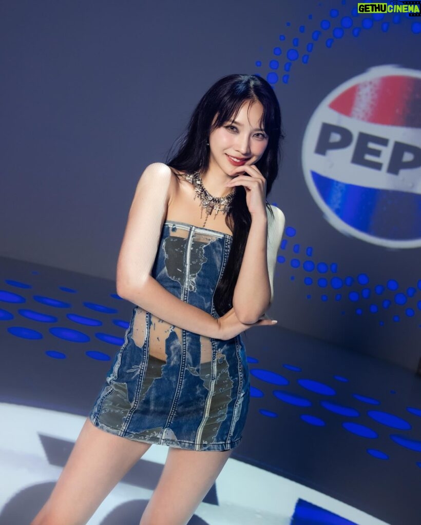 Ployshompoo Supasap Instagram - 💙 PEPSI INTO THE NEW ERA @PepsiThai เปิดสู่โลกใหม่ของเป๊ปซี่กับ IMMERSIVE GLOBE 360 Visual & Sound Interactive เพื่อฉลองโลโก้ใหม่ สาย Content ห้ามพลาดเลยน้าา จองบัตรเข้าชม PEPSI IMMERSIVE GLOBE ได้แล้วตั้งแต่วันที่ 25 กุมภาพันธ์ - 3 มีนาคม 2567 ที่ลานเซ็นทรัลเวิลด์ แค่แอด LINE @Pepsi จองฟรี! ไม่มีค่าใช้จ่าย #PEPSIINTOTHENEWERA #เป๊ปซี่ซ่าหน่อยมั้ย