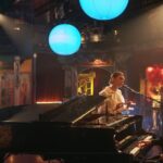 Pomme Instagram - 100 concerts plus tard merci 2023 au dodo images de “déambulations” enregistré pour @canalplus diffusé il y a quelques semaines 🎪