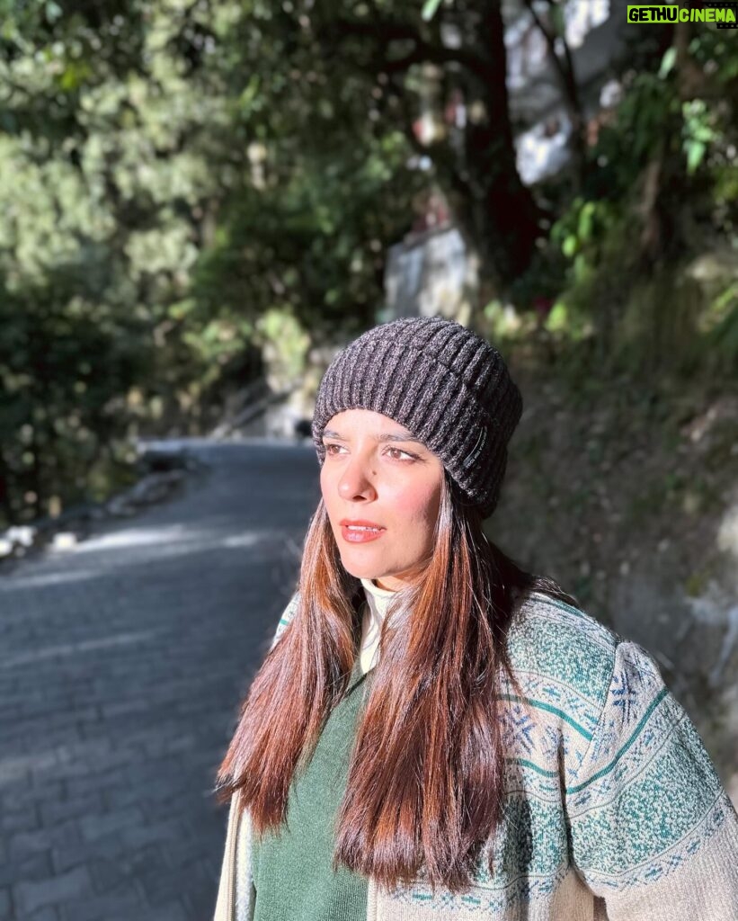 Pooja Gor Instagram - Missing the cold 🥶