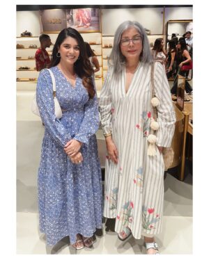 Pooja Gor Instagram - Yesterday, I had the incredible honour of meeting the legendary Zeenat Aman in person. From admiring her onscreen grace to being in her presence, it was a moment beyond words. My heart raced with nerves, but each exchanged word was pure magic. @thezeenataman ✨  #LegendaryEncounter #GracePersonified