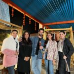 Pooja Gor Instagram - Heart, Tummy & itinerary full…🥂💃🏻 Wish it was never-ending, just like its name, ‘Ananta’. @theanantaudaipur Also, finally got a chance to wear all my warm clothes. Love this super warm one by @hritzbyritika Don’t miss the details on the back. #udaipurunveiled #anantahotels #anantaudaipur #padharoudaipur #poojagor [Ananta Hotels, Udaipur, Pooja Gor]