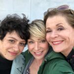 Portia de Rossi Instagram – My other family #bluthfamily #arresteddevelopment #netflix