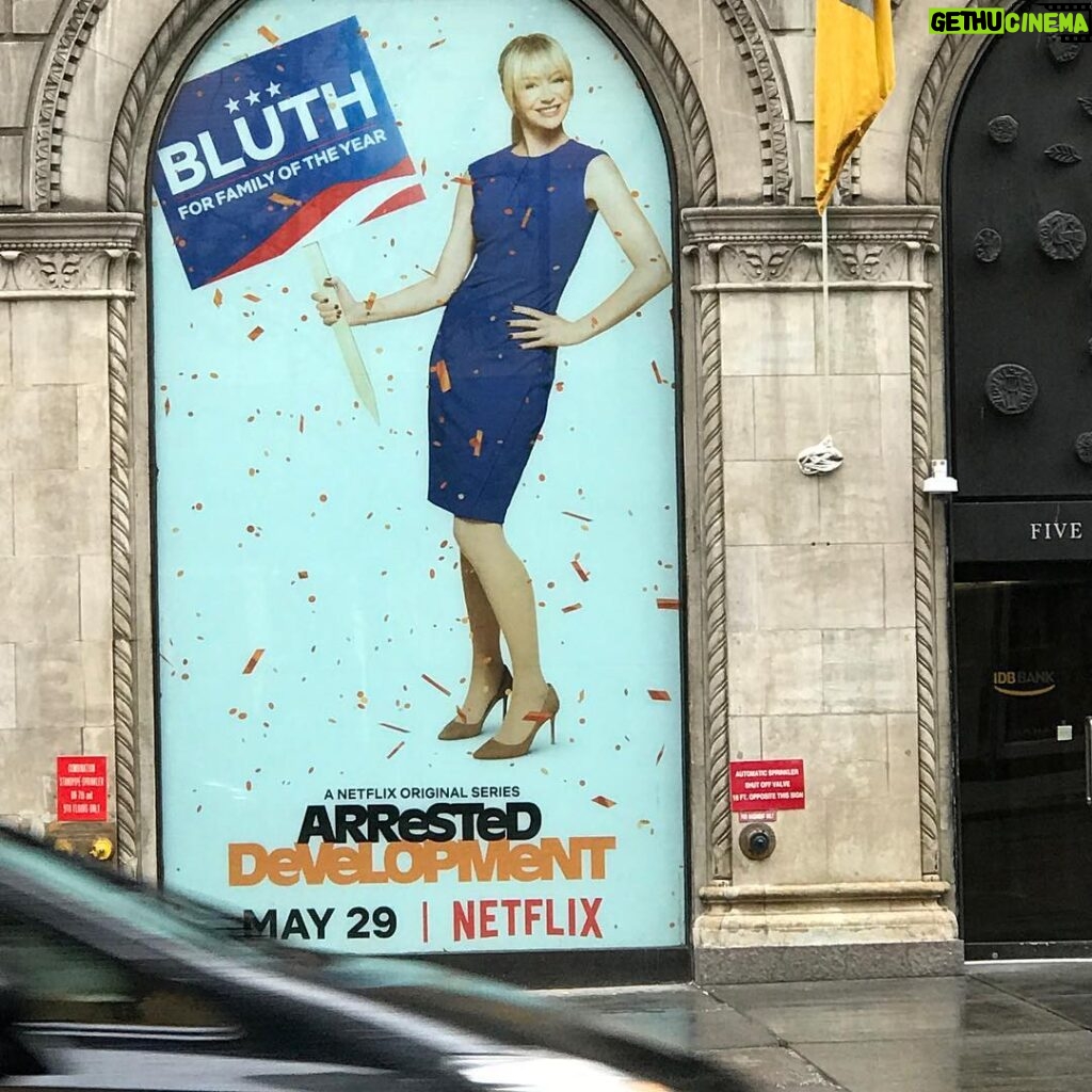 Portia de Rossi Instagram - New season now on Netflix #arresteddevelopment #bluthfamily