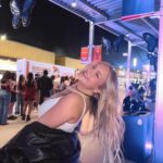 Pressley Hosbach Instagram - my teenage dream @oliviarodrigo thank you @geffenrecords !! i had the best time singing and dancing with you guys all night 💫💜 Palm Springs, California