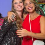 Priscila Sol Instagram - Um carrossel de amor e de alegria pra comemorar os 13 anos de vida dessa mocinha tão linda que eu tive a oportunidade de viver muitas aventuras desde quando ela tinha 5 pra 6 anos de idade. Hoje eu acho mais facil ela me pegar no colo! 🫢 Parabéns minha carinha de anjo, minha mocinha de luz! Te amo infinito ❤️