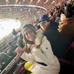 Priscila Sol Instagram - ☃️🏒🥅🇨🇦 👩‍👦💙