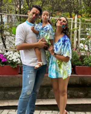 Priyanka Karki Instagram - HOLI 2024 ♥️🧡🩵💛💚💙🩷