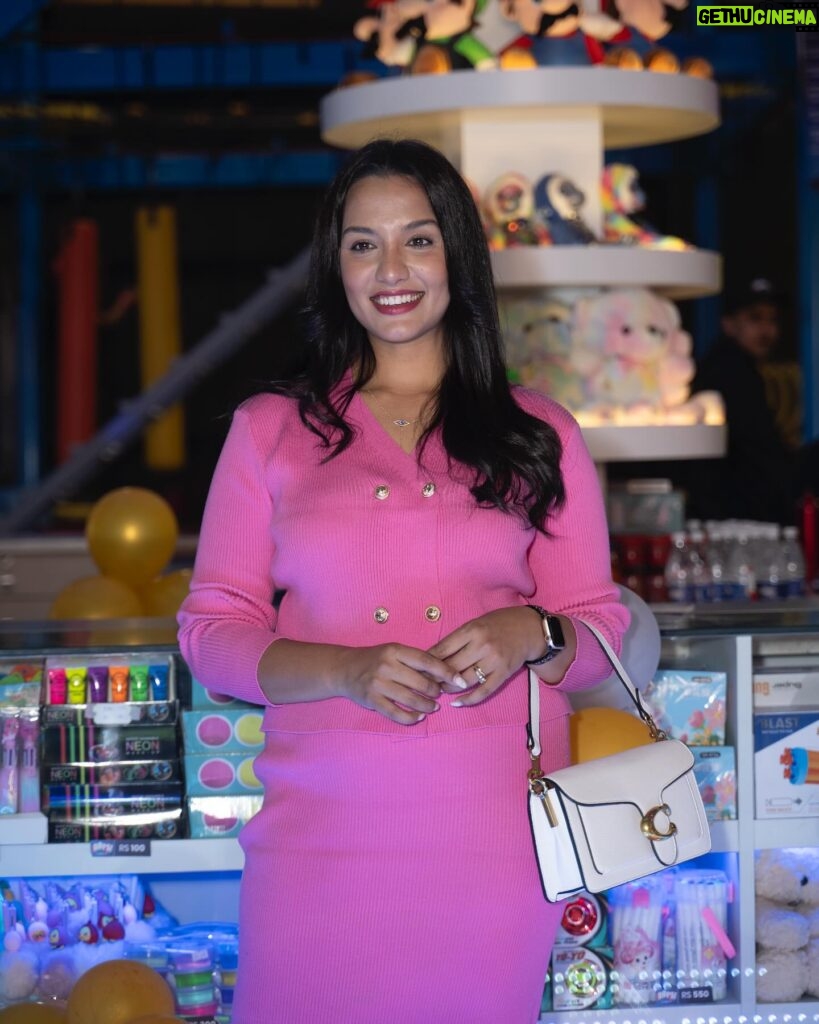 Priyanka Karki Instagram - Such a fun space! I loved the ambience, the energy, the vibe and the feel! So many games for you and your little ones! Can’t wait to visit again! Congratulations @oopsinnepal for such a fabulous opening! 🦋🌸 Team - @thekdafashionhome @sham_vu @zira_jewellery