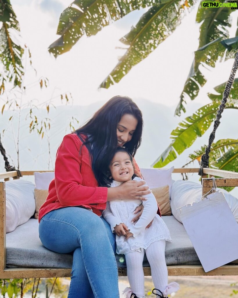 Priyanka Karki Instagram - Oh what a beautiful start to 2024 with my beautiful baby girls ♥️☺️ Warm sun, happy giggles, love and warmth 🦋 Its time for the next chapter and oh I can’t wait! Its going to be a great year ✨ Happy new year ♥️ #2024