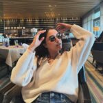 Priyanka Mohan Instagram - 🍕🥗😌💁🏻‍♀️😬