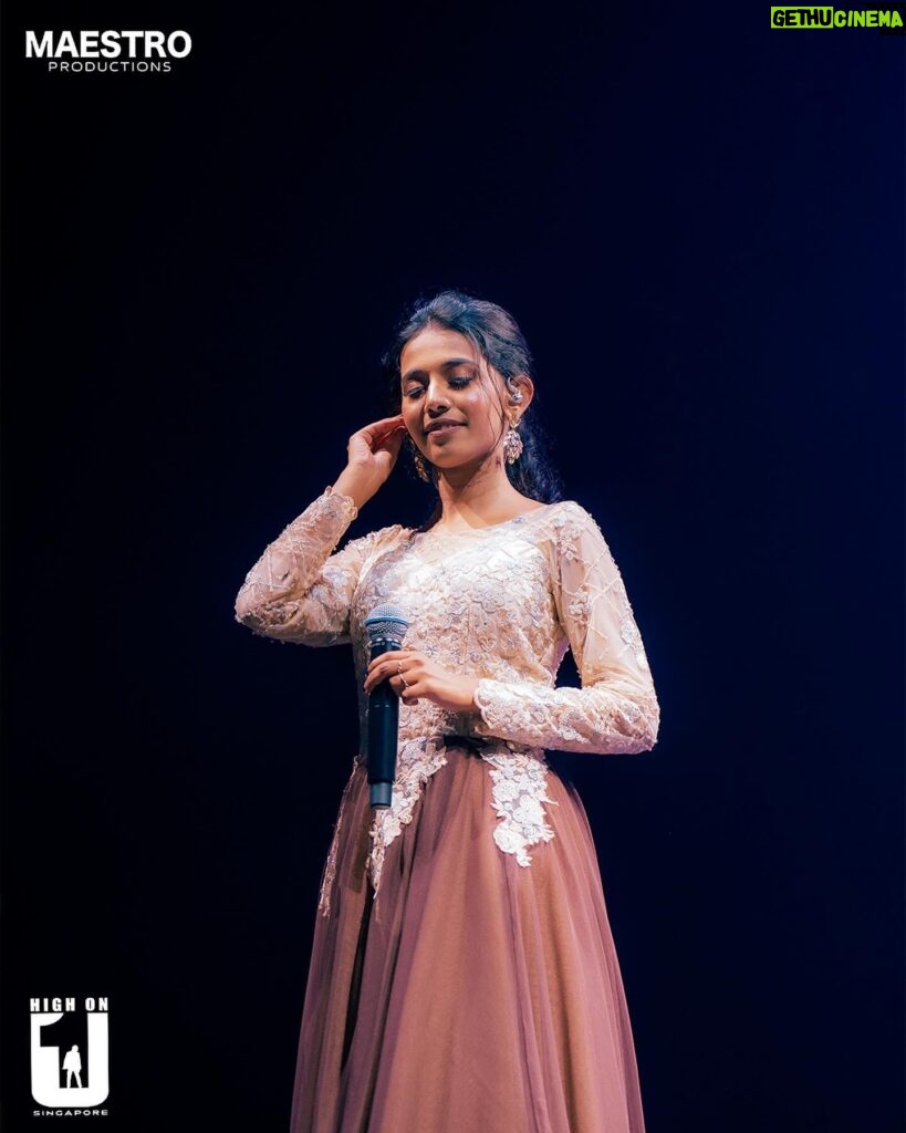 Priyanka N. K. Instagram - What I enjoy doing the most❤️ Thank you @itsyuvan sir for yet another amazing show! Thank you singapore, you guys are awesome 🥳 Costume 1 designed by @harshaahashtag Costume 2 from @styl_chennai Special thanks to @zafroonnizar Ma’am @u1recordsoffl
