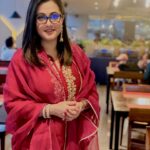 Purnima Instagram - Does this color look good on me? 😎🤓😜