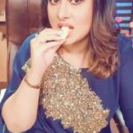 Purnima Instagram - Nayika vs me 🤣😂 #purnima #therealpurnima #reelsinstagram #purnimareels 💙