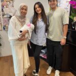 Puteri Aishah Instagram - Thank you @drsharina for everything you did for me and baby @mfaliqfirdaus ✨ 9 bulan dah berlalu. Baby Faliq pun dah keluar. Rasa cepat sangat! So many great memories here in your clinic and hospital 🥹🤎 i’ll always treasure those memories 🤍 Keep in touch, doc! Thank you to all the nurses, kak Su, Dr Musa and Dr Harun, too 🤍