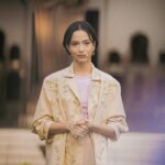 Putri Marino Instagram - Malam Nominasi Festival Film Indonesia 2023 @festivalfilmid Styled by @hagaipakan @saptodjojokartiko Make up @vagueskin Hair @krisna_endi Photo @armanfebryan 🧡🧡🧡