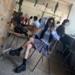 Qri Instagram - 한남동 vibe☕️🎧🎶💨