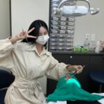 Qri Instagram - @lucid_dental_clinic 🦷✨ 강남 루시드에서 하나도 안 아프게 스케일링 받았어요 :) 자 다음은 원장님 누우시죠 아〰️ 하세요 📍서울특별시 강남구 논현로111길 3, 1층 언주역 2번 출구 바로 앞 건물 #루시드치과