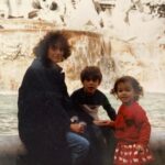 Rachel Bilson Instagram - Wherever we ROME…🙃 Happy Mothers Day beautiful Mama ❤️