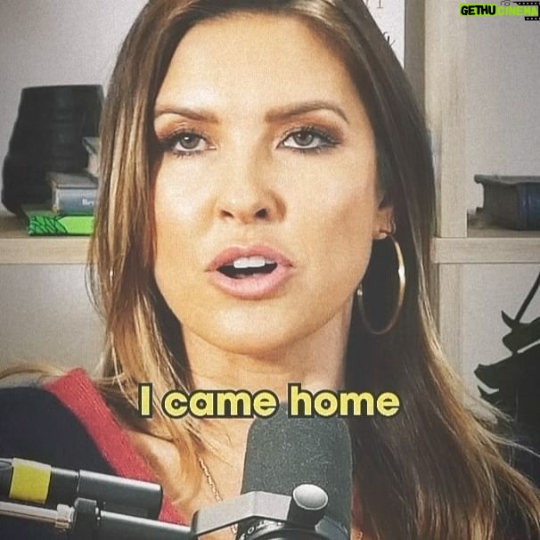 Rachel Bilson Instagram - The beauty @audrinapatridge joins @broad_ideas_pod today!!!! We have SO much in common!!! 🙃 don’t miss this ep!!!! 🩷🩷🩷link in bio!
