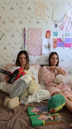 Rachel Bilson Instagram - This week we got to talk to the beautiful Becca Tobin! You probably already love her from the LadyGang podcast. She gets the realest with us. AND we had too much fun reading their new book Lady Secrets. As you can see. @becca @theladygang @rachelbilson @wobby_wob @obliviaallen