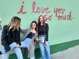 Rachel Bilson Instagram - When lifelines are people. @obliviaallen @missleagrace #iloveyousomuch ❤️