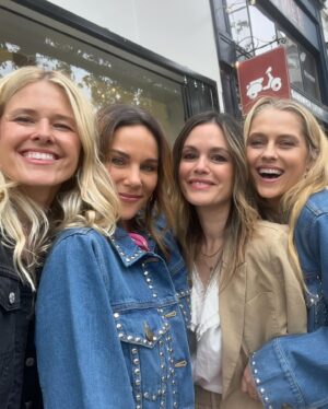 Rachel Bilson Instagram - This is us.

Thank you @fredasalvador @oseamalibu @needed @1hotelsanfrancisco @thisisthegreat_ @emersonryder_jewelry and my loves @obliviaallen @teresapalmer @swrightolsen I left my heart in San Francisco ❤️