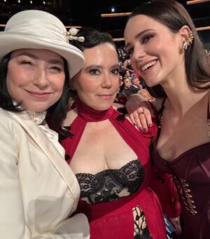 Rachel Brosnahan Instagram - 🔪🩰🎩🥀🛎️👯‍♀️💩
