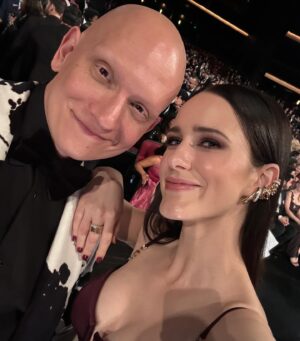 Rachel Brosnahan Instagram - 🔪🩰🎩🥀🛎️👯‍♀️💩