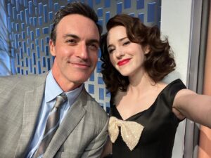 Rachel Brosnahan Instagram - 🚨 spoiler alert 🚨

I can’t quite believe it…but the very last episode of The Marvelous Mrs Maisel is out today.

This marvelous adventure changed my life in more ways than I can count. I met some of the greatest people I’ve ever known and now get call them family, mentors and friends. I went to television boot camp and learned how to be a better performer, leader and producer. I wore stunningly beautiful clothes, ate an embarrassing amount of prop food, got the middle finger from Alex daily. I grew up. I laughed til I cried and cried til I laughed. 

Everyone says it but they’re lying because our crew is the best in the business. So many folks have been pouring their time and talent into this show since it’s first season and none of this would have been possible without their dedication. We had the greatest cast and writers and producers and department heads and Amy Sherman Palladino steering our ship. She trusted all of us with her baby and pushed us to be better. 

And you watched it! You were wind in our sails through long days and tough nights. 

I am overwhelmed with gratitude and will be for a long, long time. Tits up to the final chapter.