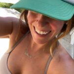 Rachel Hollis Instagram – sexy tan lines